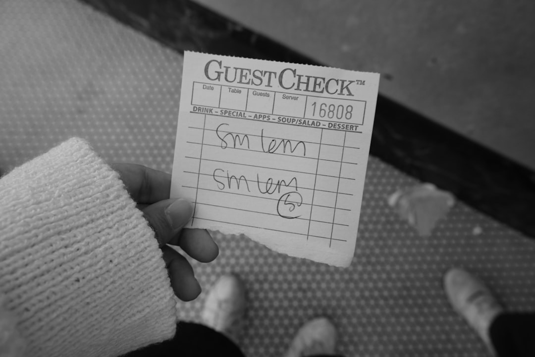 reçu de loyer officiel pour confirmer le paiement mensuel du locataire, incluant les détails du montant, de la date et des coordonnées.