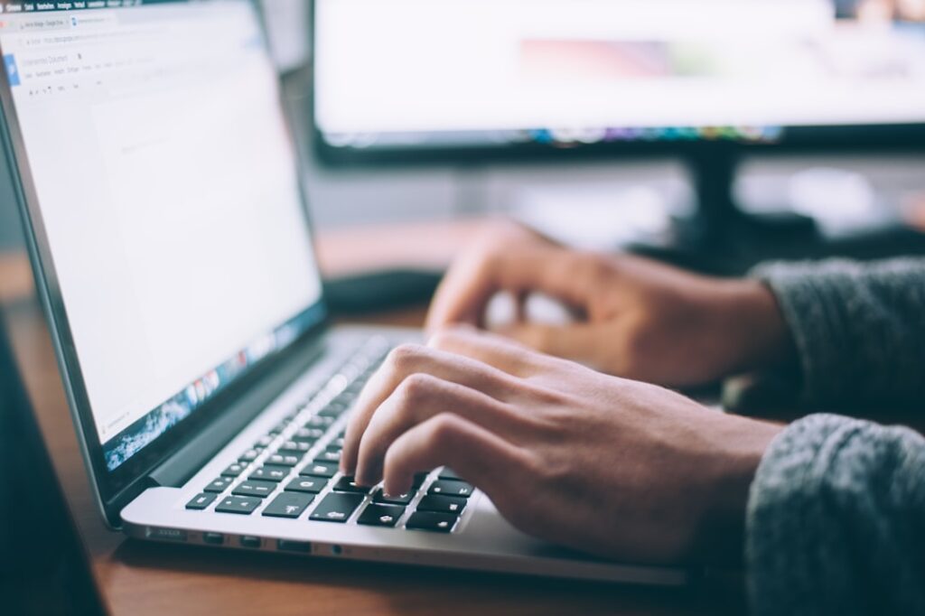 découvrez notre intranet, la plateforme interne sécurisée facilitant la communication, la collaboration et le partage d'informations au sein de votre entreprise.
